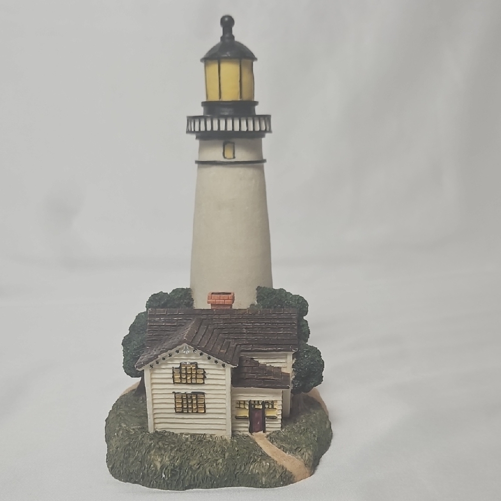 Coastal Lighthouse Tabletop Resin Decor with a Cottage & Green Trees T16